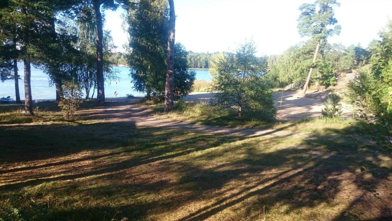 Vita Grindarna / Djuroe Havsbad Villa Djurhamn Exterior foto