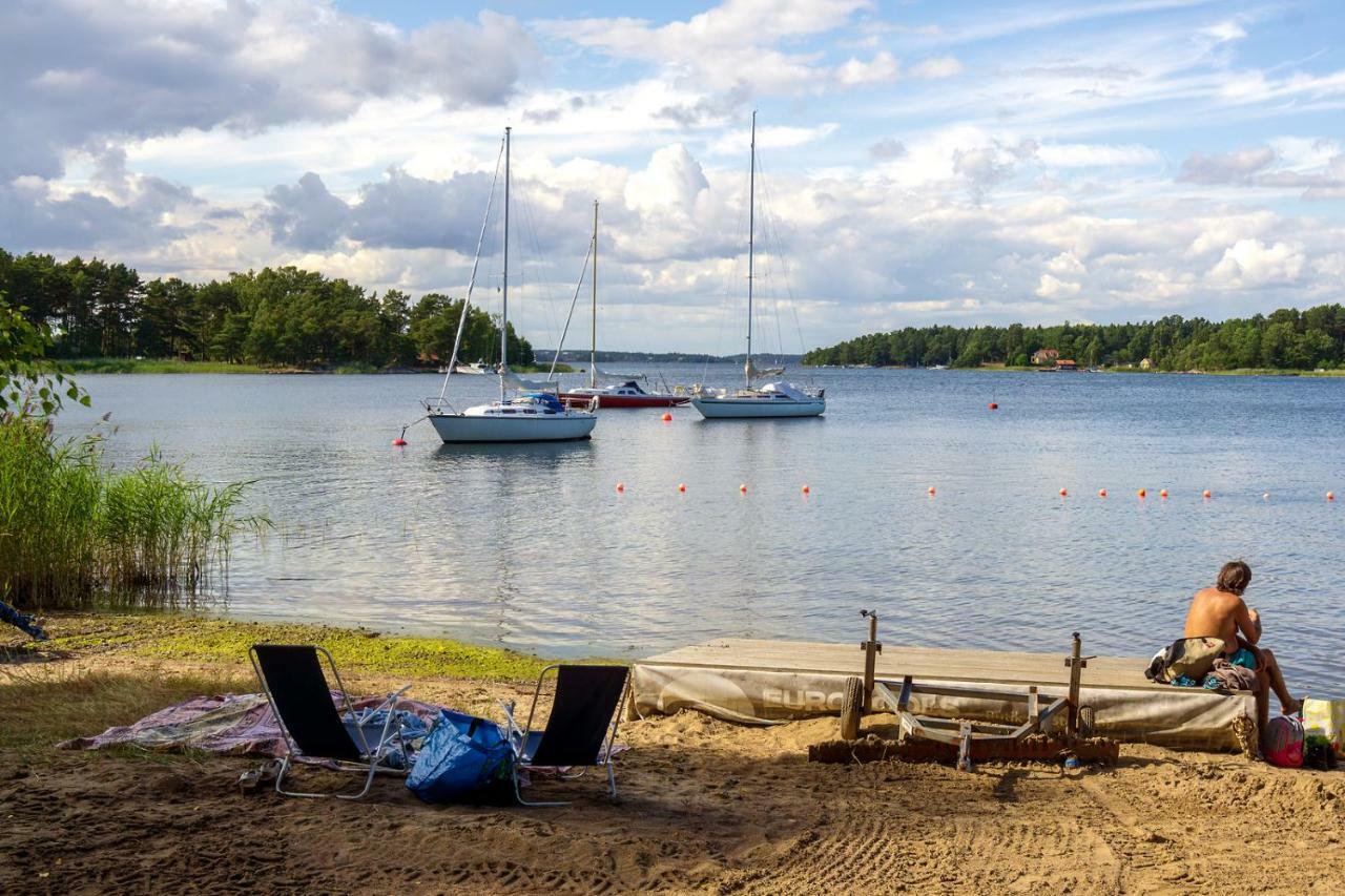 Vita Grindarna / Djuroe Havsbad Villa Djurhamn Exterior foto