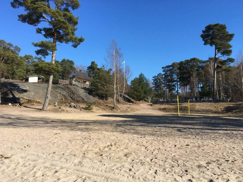 Vita Grindarna / Djuroe Havsbad Villa Djurhamn Exterior foto